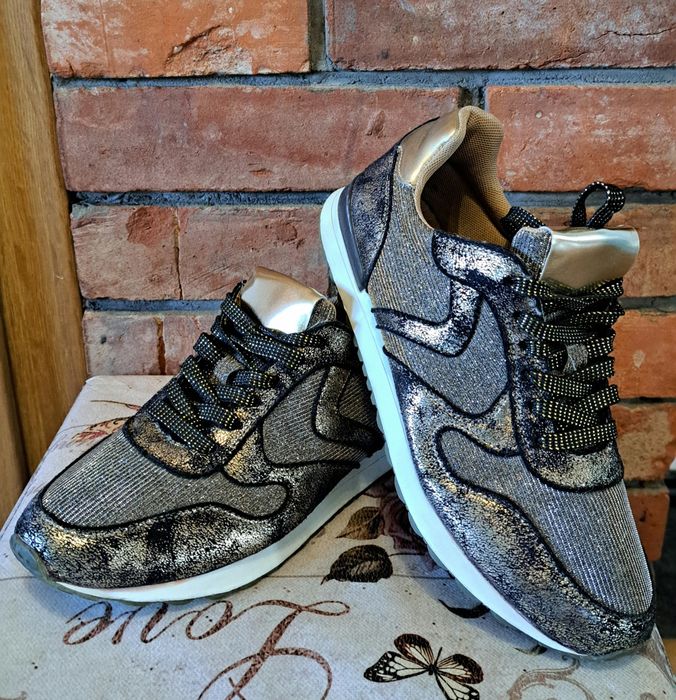 Buty sportowe damskie r39 złoto czarne materiałowe