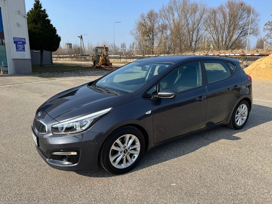 Kia Ceed Klimatyzacja Nawigacja Podgrzewane Fotele i Kierownica Kamera