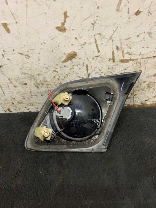 Mazda 3 I BK HB 5D Lampa Lewa Tylna Lewy Tył W Klapę LT