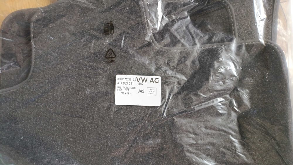 Dywaniki welurowe skoda superb 2025r