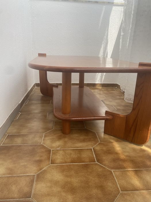 Mesa centro Madeira maciça