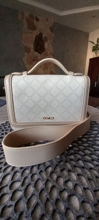Torebka beżowa Quazi