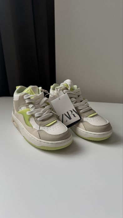Кросівки дитячі Zara 29 розмір