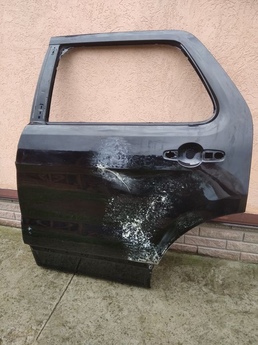 Ford Explorer  2018 р задні двері