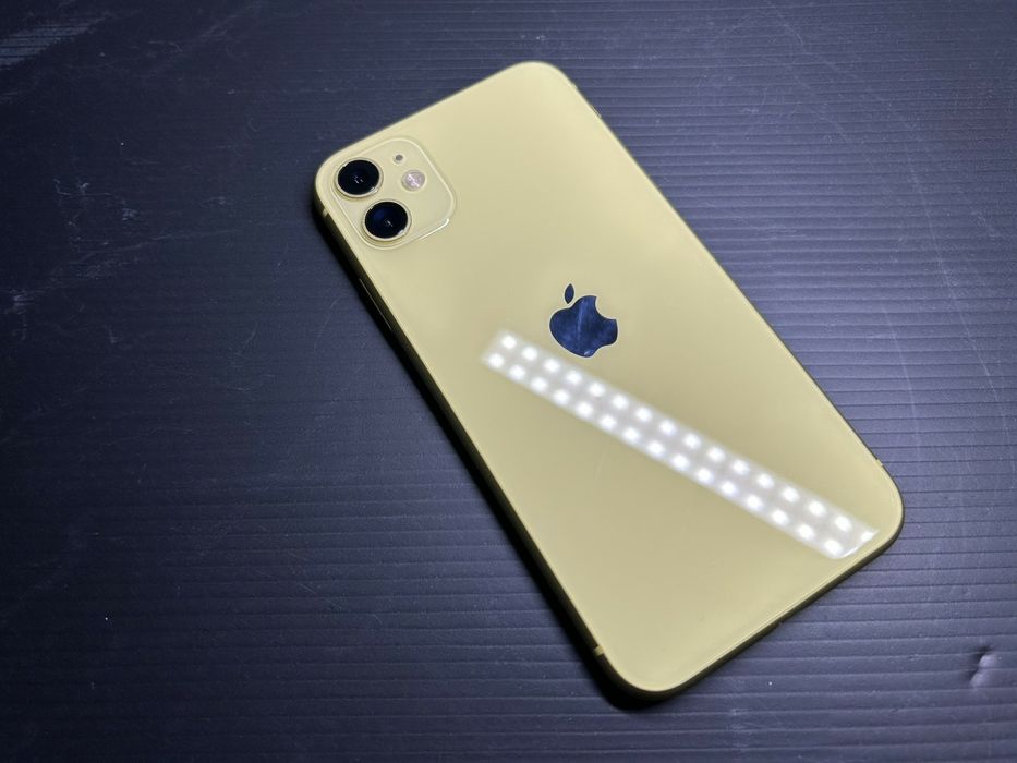 Айфон Iphone 11 в ідеальному стані
