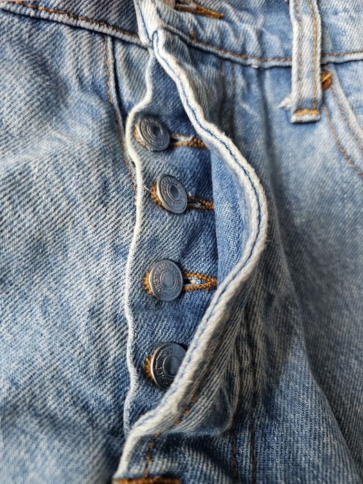 Niebieskie spodnie jeansowe męskie Levi's rozm 34