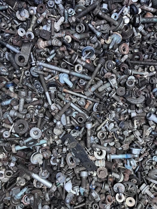 Болти, гайки, саморези, VAG Passat, Caddy, Golf, Audi, Skoda