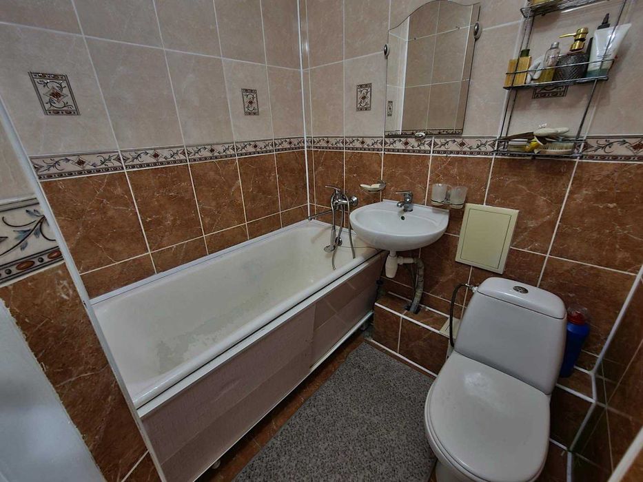 Продам 2кв 4/5 Виставка 36000&Без Агенских!