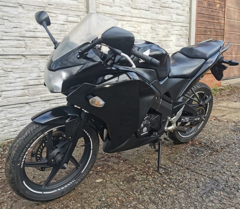 Honda Cbr 125. Rok 2014