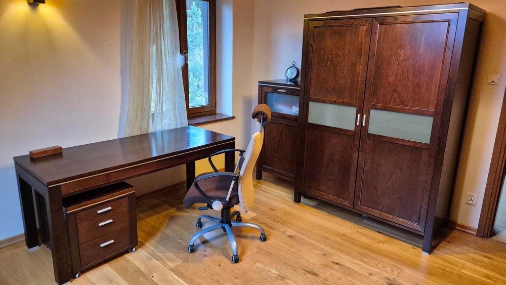 Komplet mebli do pokoju