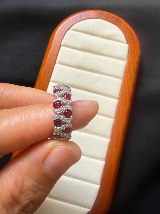 Anel Prata 925 Pedras Vermelhas Aro 17.3mm ring