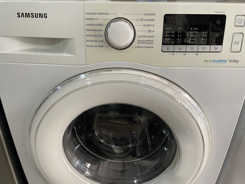 Máquina de lavar roupa Samsung