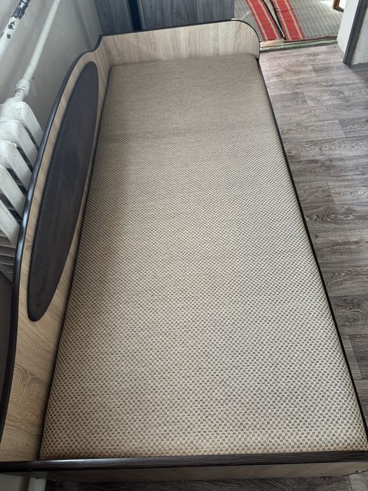 Продам кровать