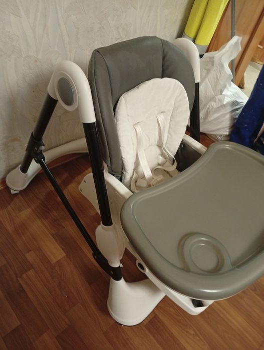 Столик для годування carrello stellа