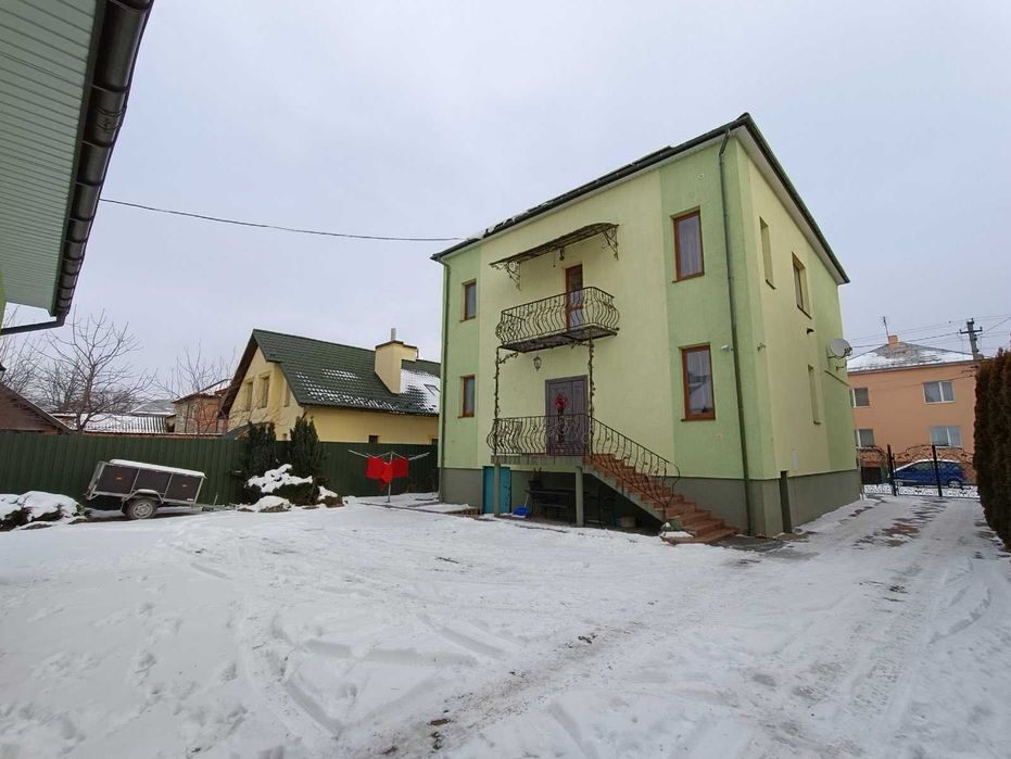 Продаж будинку з сонячними панелями, район школи №2, м. Дрогобич!