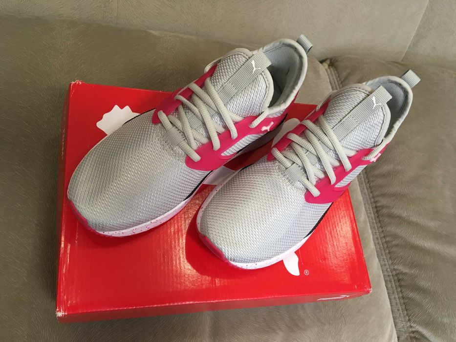 Кросівки PUMA ОРИГІНАЛ із USA розмір 37,5-38 устілка 23,5 см