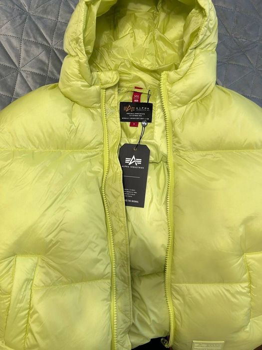 Куртка, пуховик, Alpha Industries оригінал зимова зелена з капюшоном.