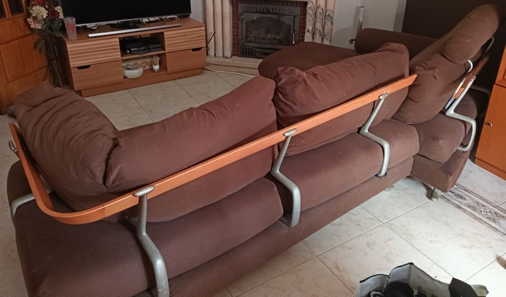 Sofá com chaise longue