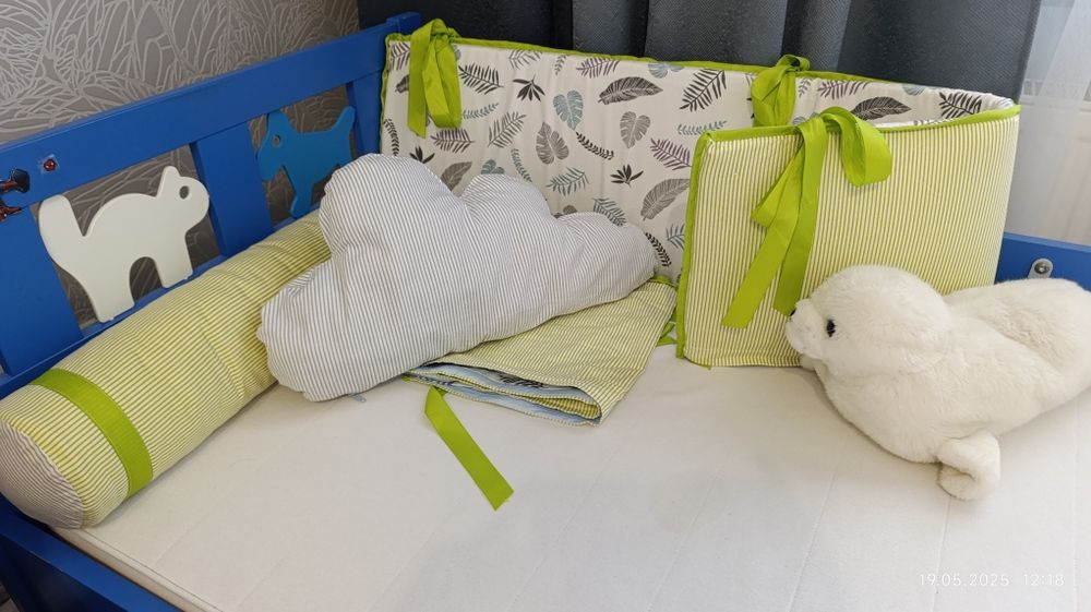 Бортики (комплект) на ліжечко дитяче колиску к