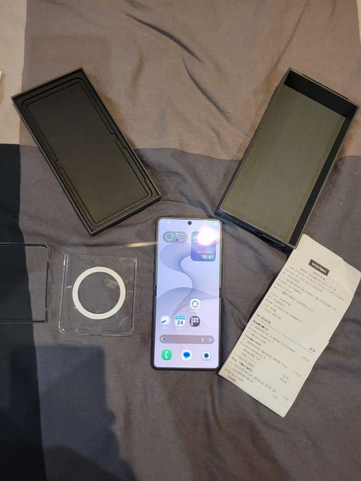 Samsung Flip Z 8