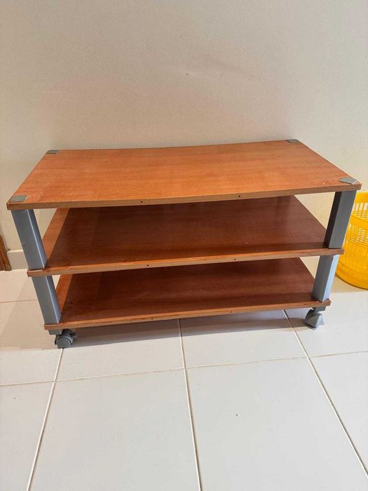 Recheio de casa em bom estado