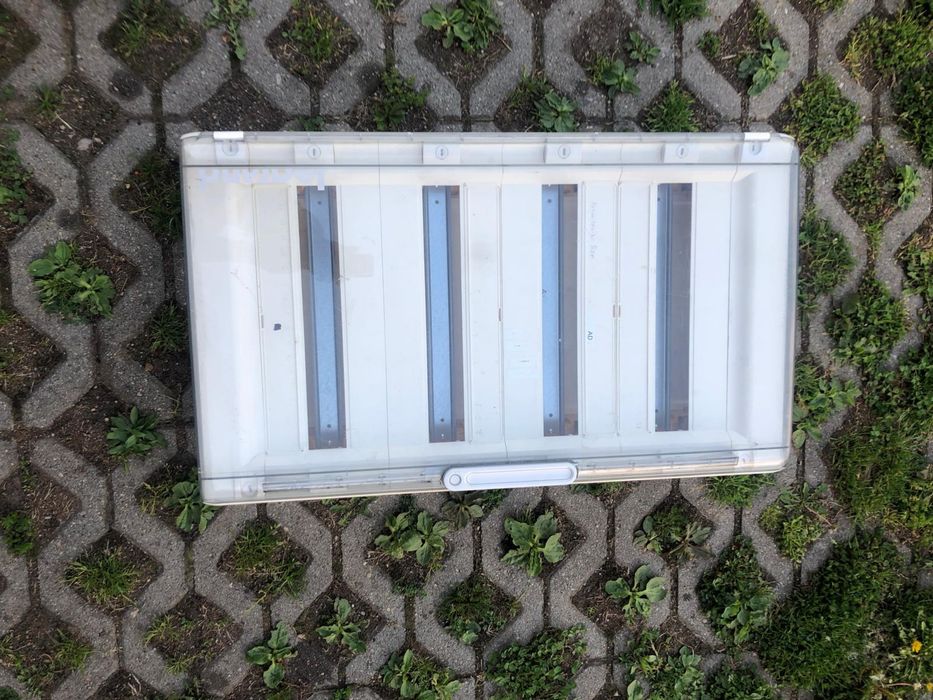 Rozdzielnica natynkowa