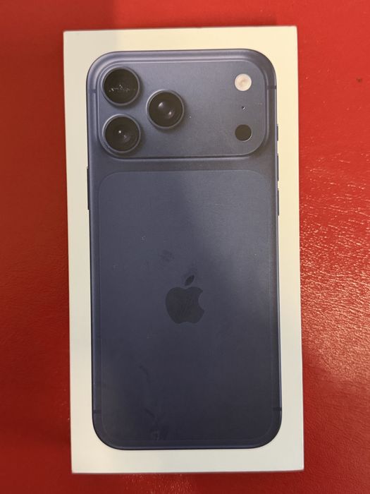 Iphone 17 pro Max 256Gb  Azul Novo !