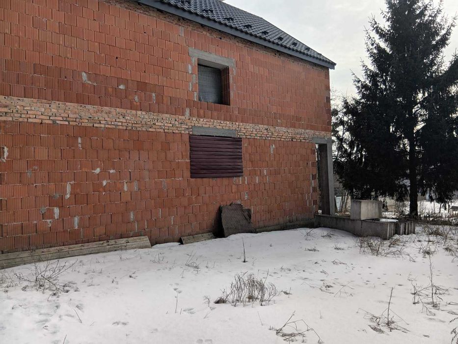 Продам дуплекс в Іванковичах