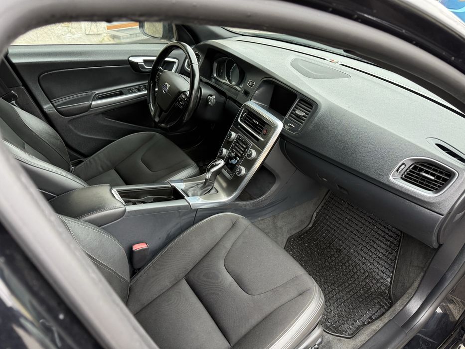Volvo V60 2.0 D3 z Niemiec
