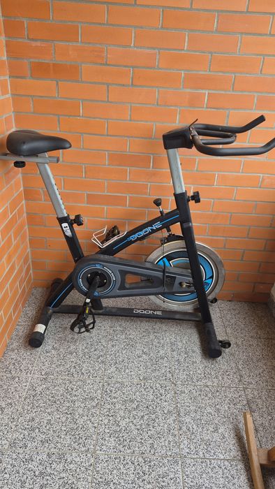 Bicicleta estática Doone