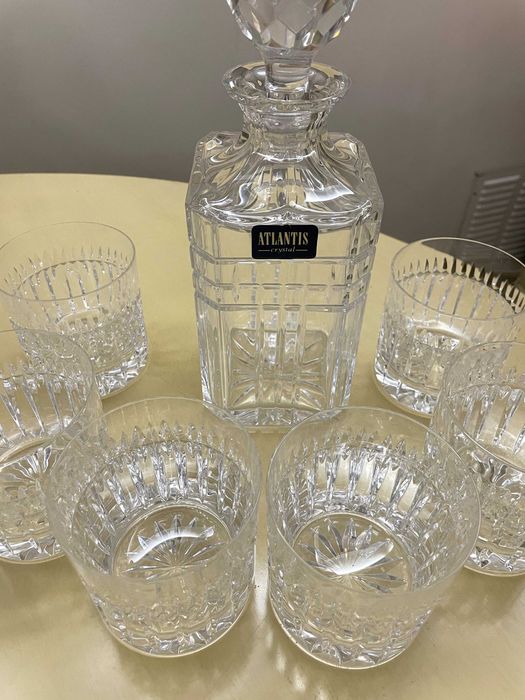 Conjunto de Garrafa e copos de whiskey de cristal Atlantis