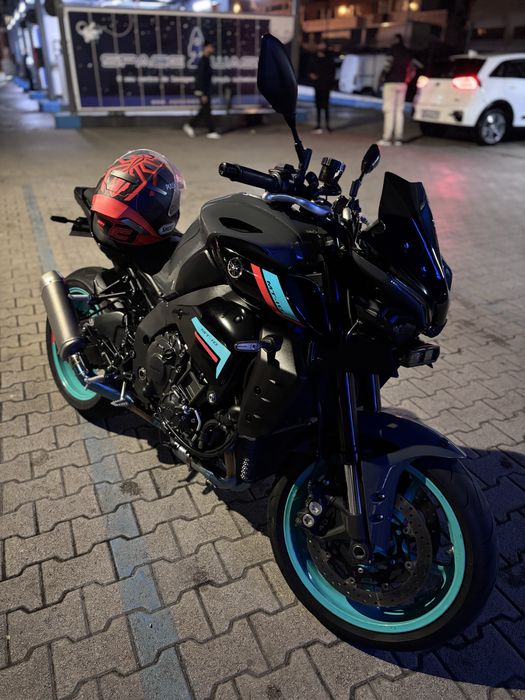 Yamaha MT10 2022