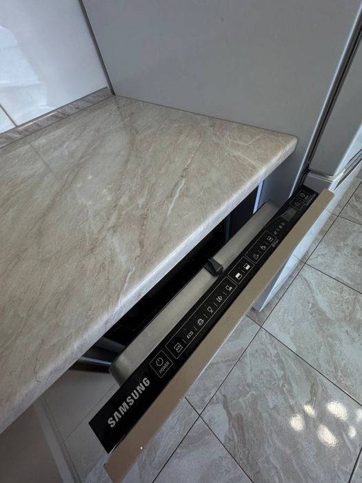 Продаж двокімнатноі квартири, ремонт