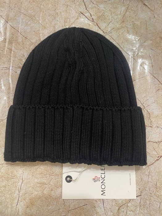 Moncler Мужская шапка с ребристой вязкой