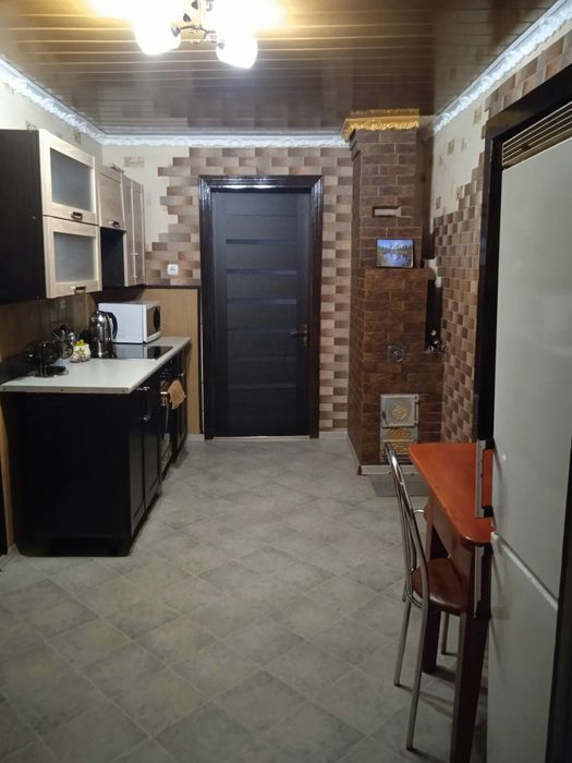 Відпочинок у карпатах ! Здається будинок.Чан.Басейн.