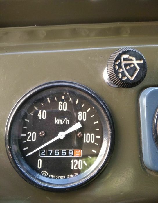 Автомобиль "УАЗ" - 31512