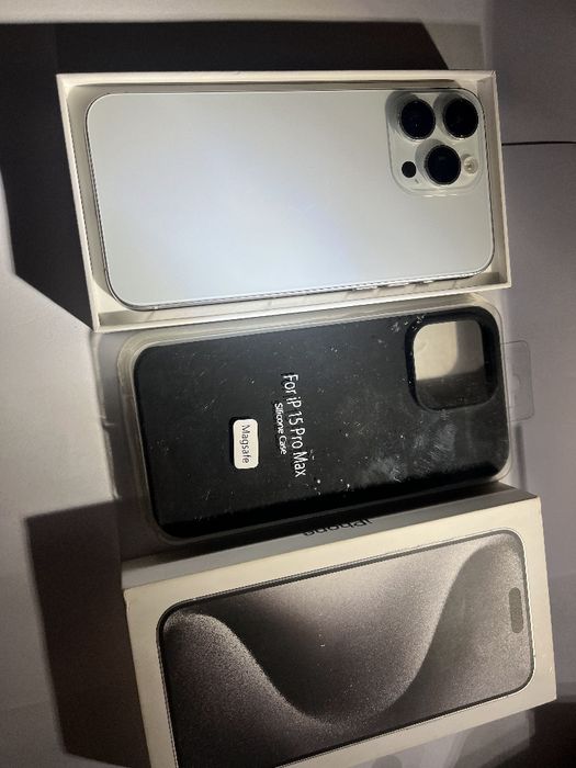 iPhone 15 Pro Max 256 gb Neverlock