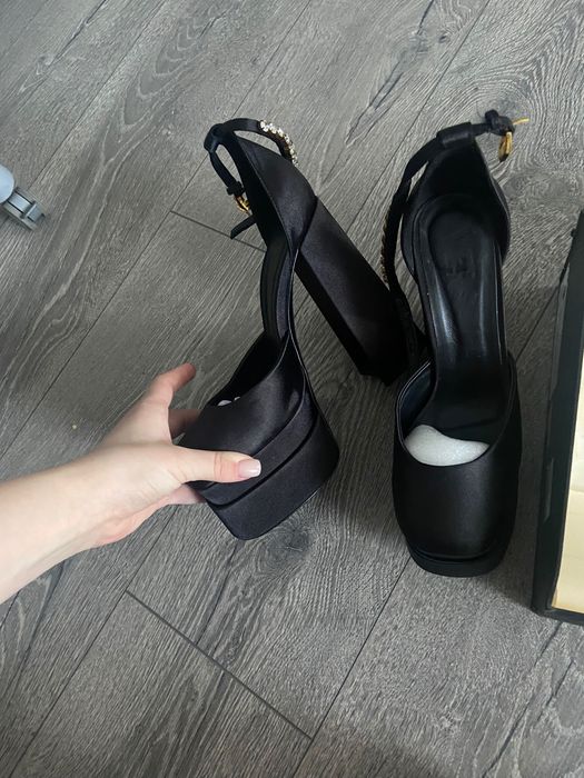 Туфлі Versace, як нові , взувалися 1 раз