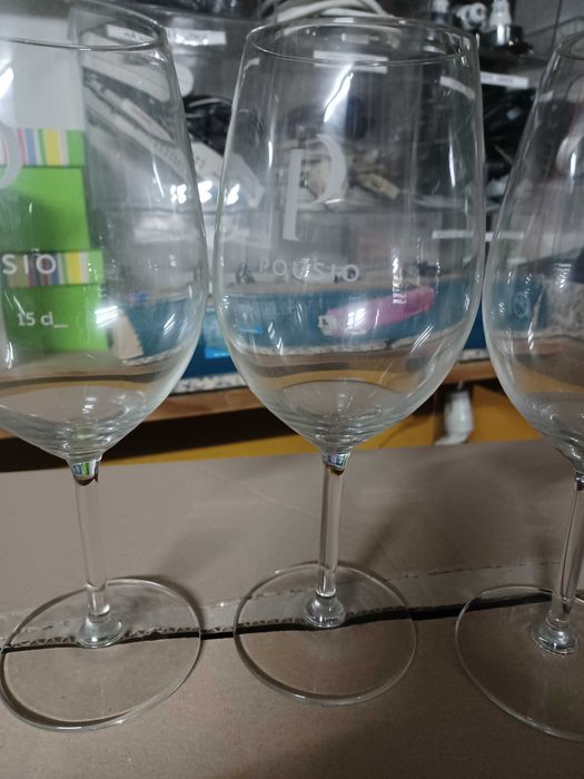 24 copos de vinho Bordéus 15cl Pousio.