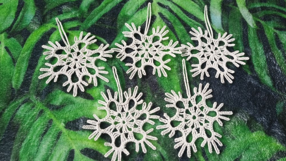 5x śnieżynki na szydełku