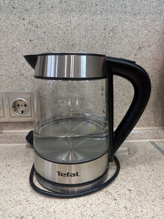 Продам чайник Tefal