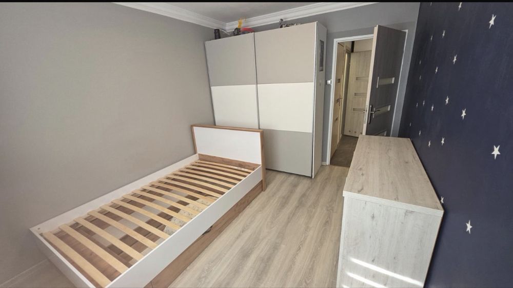 2 - pok Mieszkanie na sprzedasz, Klima, Balkon, Cicha okolica