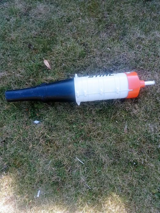 dmuchawa stihl bg-km
PRZYSTAWKA DO KOMBI SYSTEM
