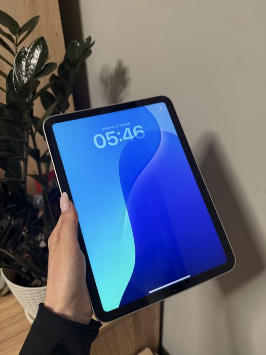 Used iPad 10 64 silver