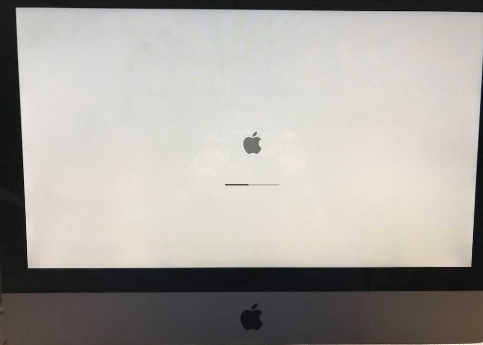 Komputer Stacjonarny iMac 21.5-inch, Late 2009 3.3 GHz, 12 GB RAM