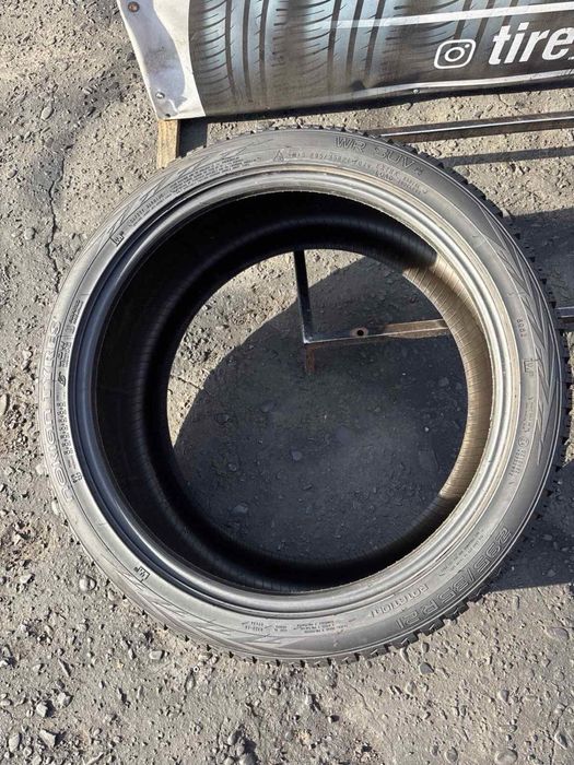 Шини 295/35 R21 пара Nokian 6,3мм зима
