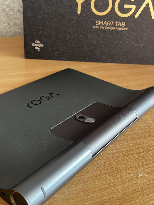 планшет Lenovo Yoga Smart Tab YT-X705F (10”, 64GB, Android 10)