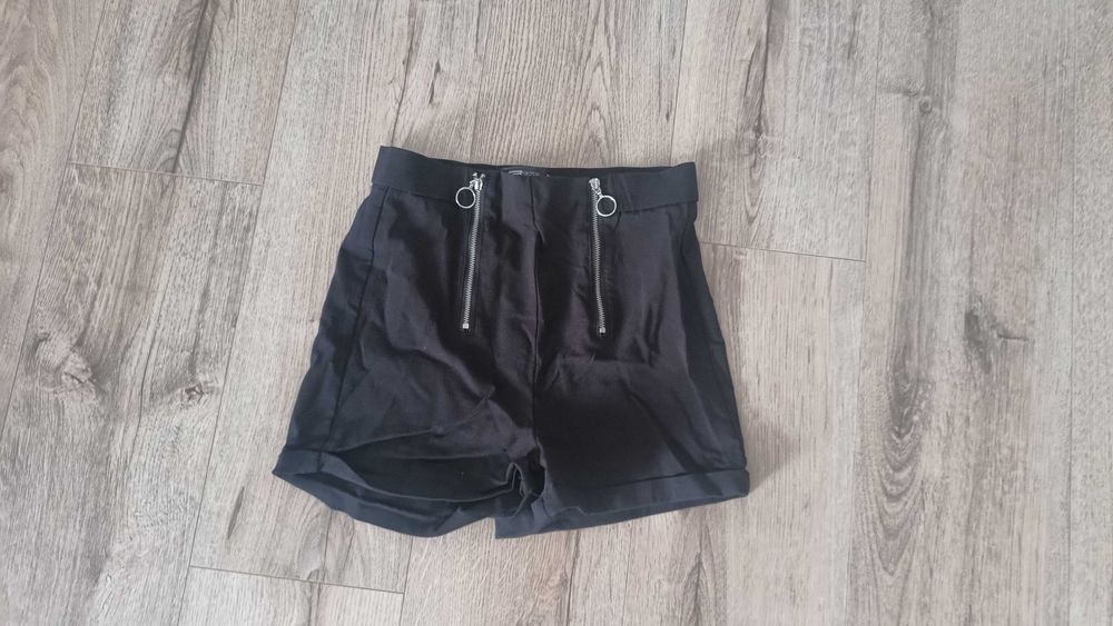 Paczka eleganckich ubrań XS/S