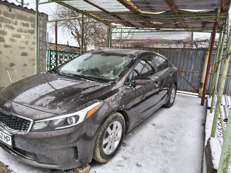 Продам Kia forte 2017 от хозяина, перекупы- мимо.