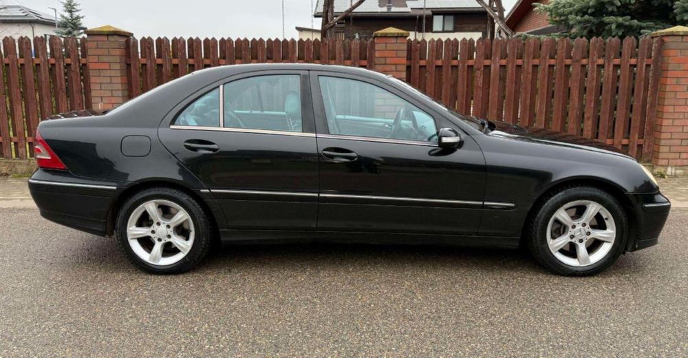 Мерседес С 270 у гарному стані